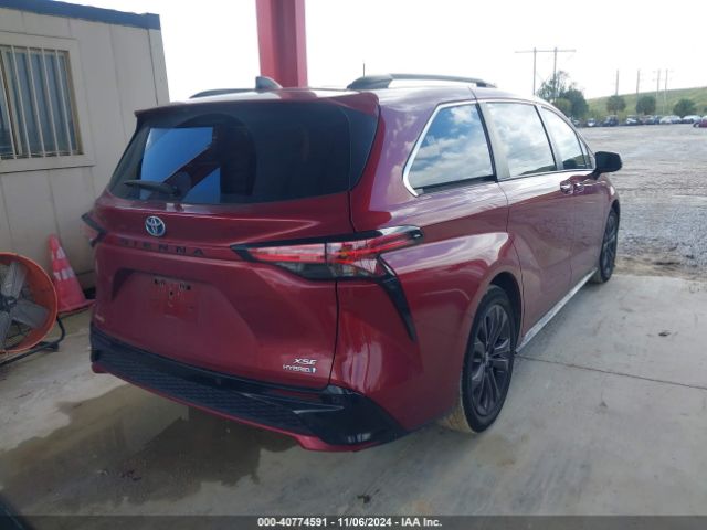 Photo 3 VIN: 5TDDRKEC0MS043195 - TOYOTA SIENNA 