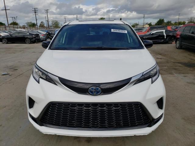 Photo 4 VIN: 5TDDRKEC2MS014989 - TOYOTA SIENNA XSE 