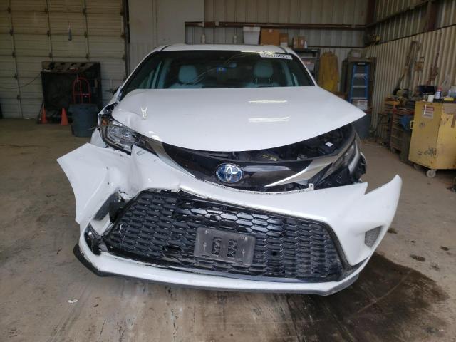 Photo 4 VIN: 5TDDRKEC8MS017170 - TOYOTA SIENNA XSE 