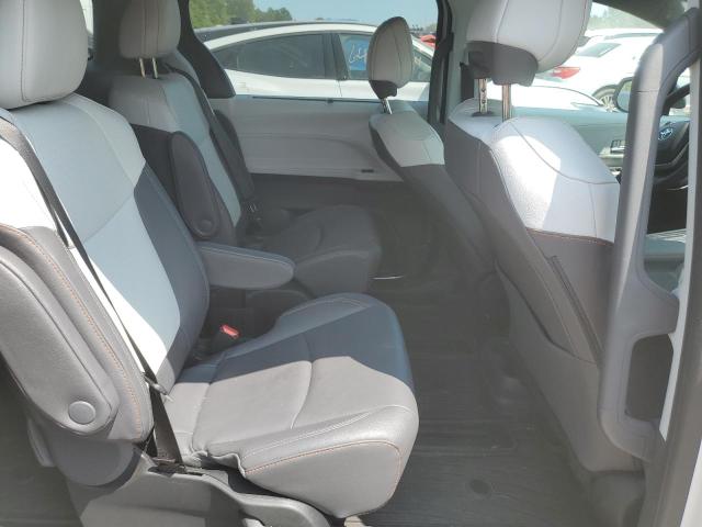 Photo 10 VIN: 5TDDRKEC8RS200852 - TOYOTA SIENNA XSE 