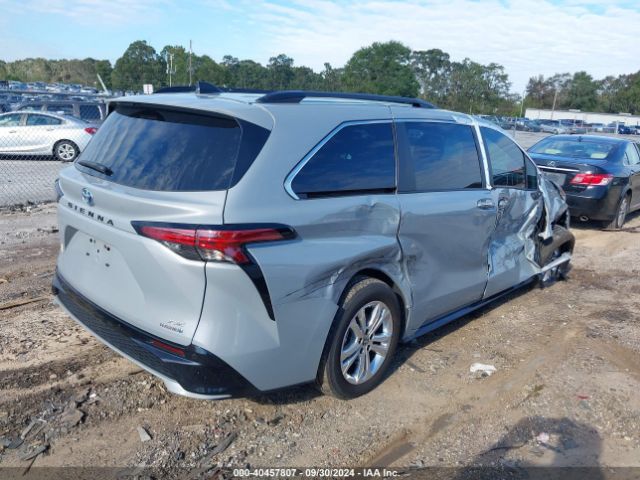 Photo 3 VIN: 5TDDSKFC2PS095225 - TOYOTA SIENNA 