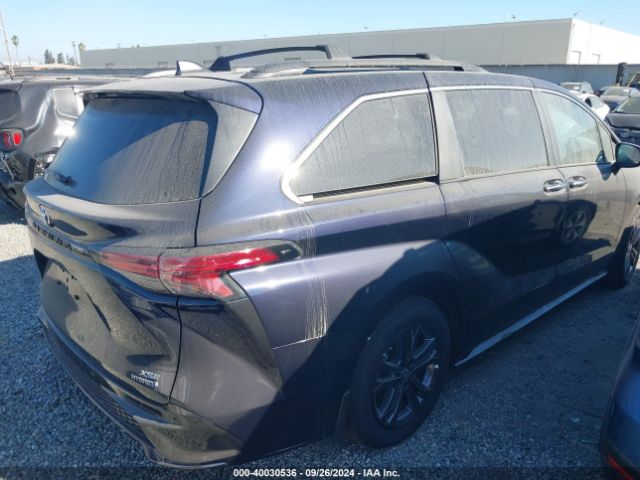 Photo 3 VIN: 5TDDSKFC2RS136567 - TOYOTA SIENNA 