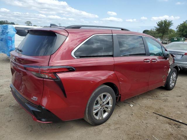 Photo 2 VIN: 5TDDSKFC6MS012570 - TOYOTA SIENNA XSE 