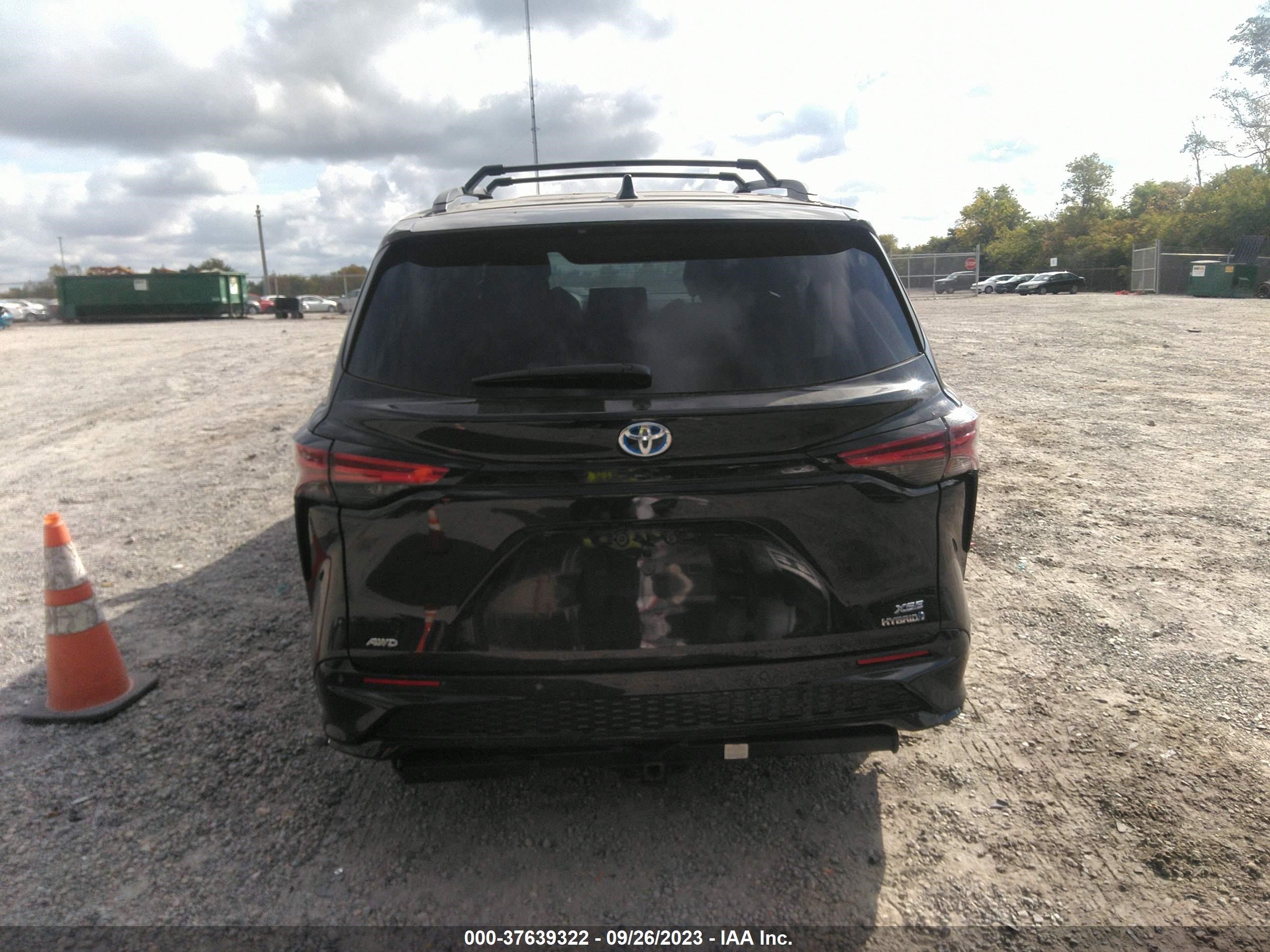 Photo 16 VIN: 5TDDSKFC6NS064685 - TOYOTA SIENNA 