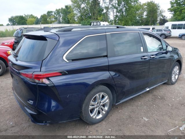 Photo 3 VIN: 5TDDSKFC7PS084186 - TOYOTA SIENNA 