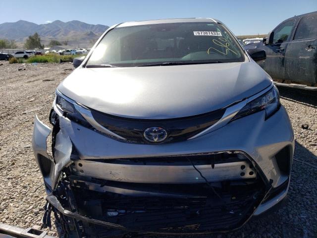 Photo 4 VIN: 5TDDSKFC8PS098680 - TOYOTA SIENNA 