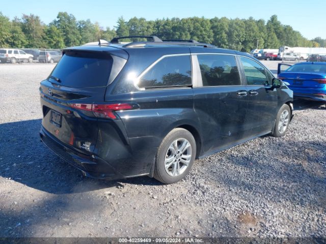 Photo 3 VIN: 5TDDSKFC9NS060422 - TOYOTA SIENNA 