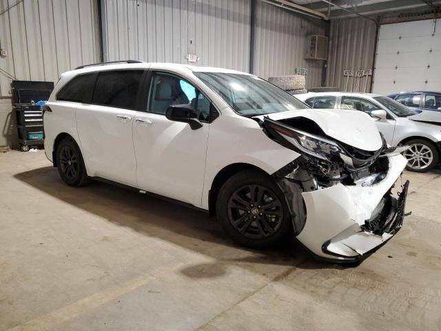 Photo 3 VIN: 5TDDSKFC9RS113836 - TOYOTA SIENNA 