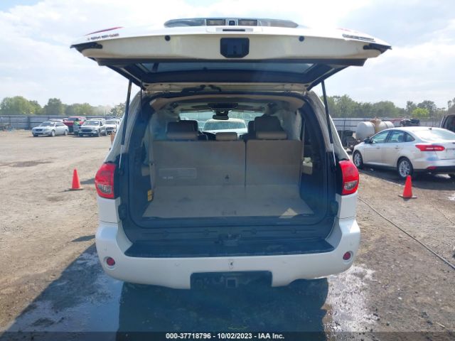 Photo 7 VIN: 5TDDW5G10AS038533 - TOYOTA SEQUOIA 