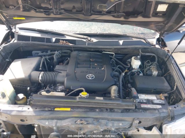 Photo 9 VIN: 5TDDW5G10BS054801 - TOYOTA SEQUOIA 