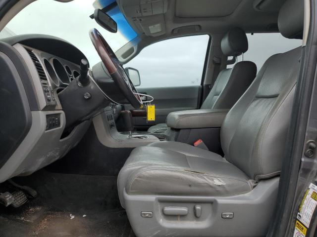 Photo 6 VIN: 5TDDW5G10CS055593 - TOYOTA SEQUOIA PL 