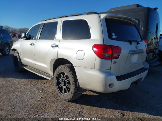 Photo 2 VIN: 5TDDW5G11CS072421 - TOYOTA SEQUOIA 