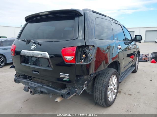 Photo 3 VIN: 5TDDW5G12DS081677 - TOYOTA SEQUOIA 