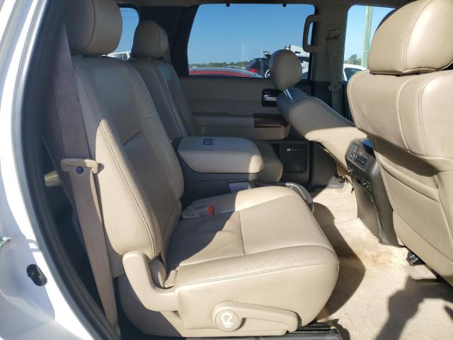 Photo 10 VIN: 5TDDW5G13BS053495 - TOYOTA SEQUOIA 