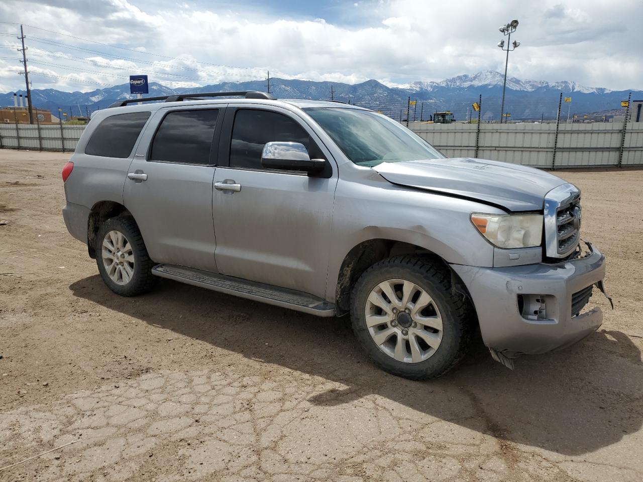 Photo 3 VIN: 5TDDW5G15AS027432 - TOYOTA SEQUOIA 