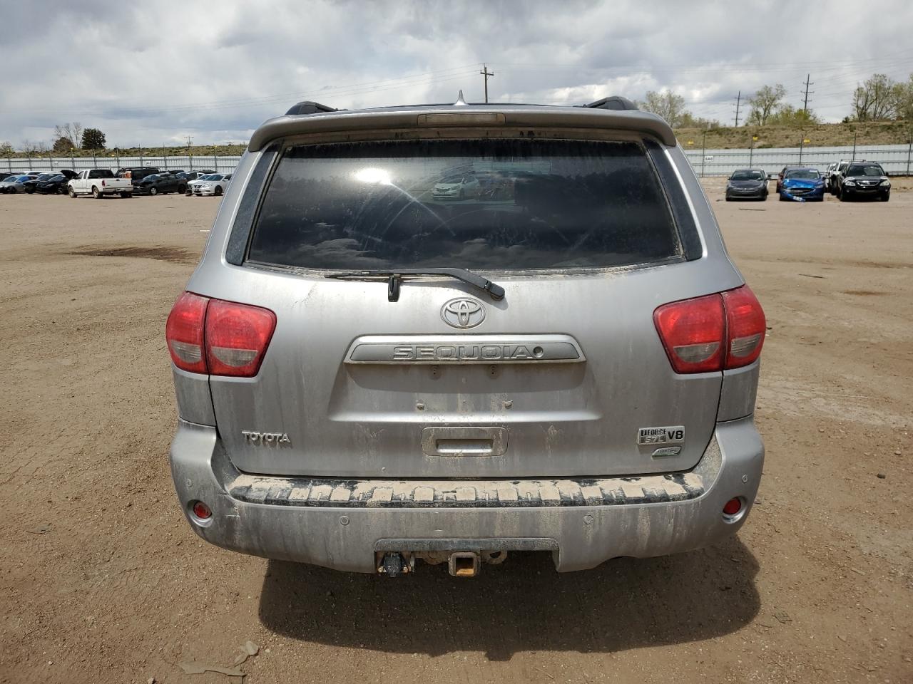 Photo 5 VIN: 5TDDW5G15AS027432 - TOYOTA SEQUOIA 