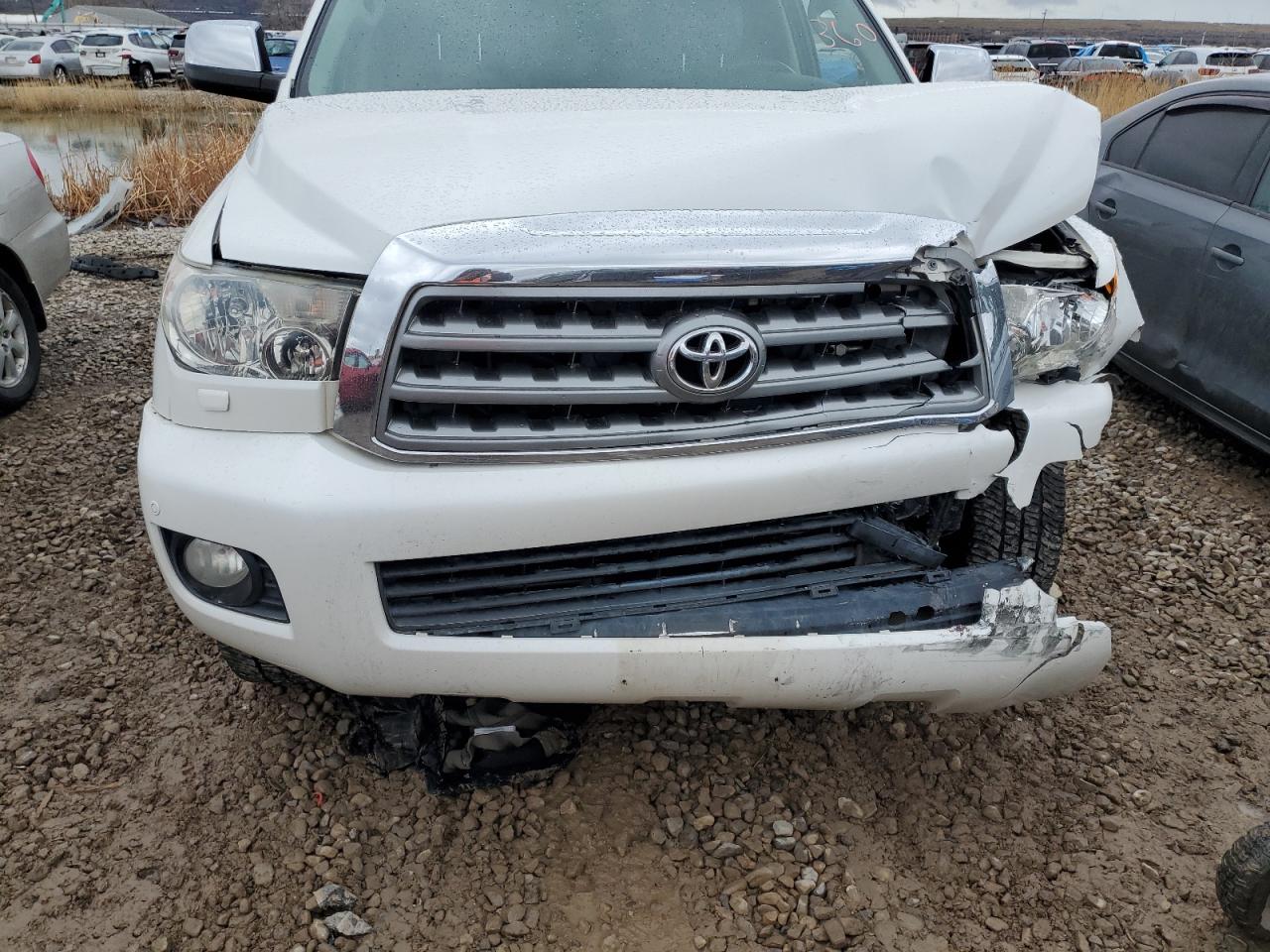 Photo 10 VIN: 5TDDW5G17AS037718 - TOYOTA SEQUOIA 