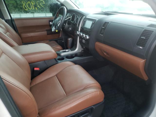 Photo 4 VIN: 5TDDW5G17GS143627 - TOYOTA SEQUOIA 