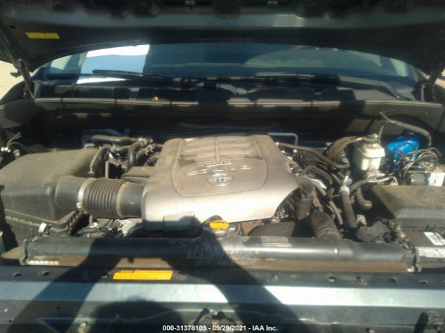 Photo 9 VIN: 5TDDW5G18AS037758 - TOYOTA SEQUOIA 