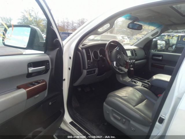 Photo 4 VIN: 5TDDW5G18GS139490 - TOYOTA SEQUOIA 