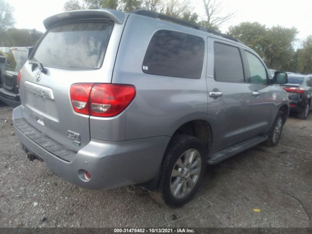 Photo 3 VIN: 5TDDW5G19AS029796 - TOYOTA SEQUOIA 