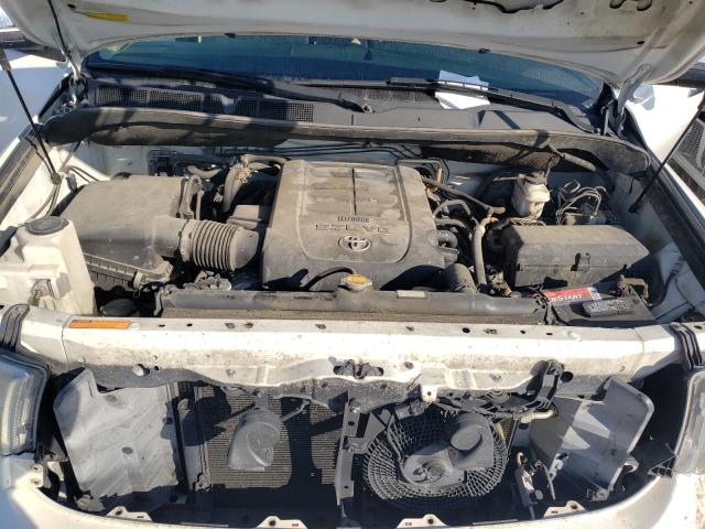 Photo 6 VIN: 5TDDW5G19CS069721 - TOYOTA SEQUOIA 