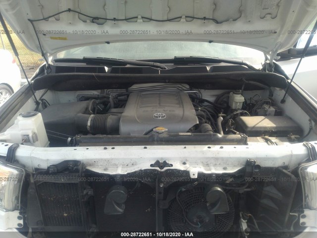 Photo 9 VIN: 5TDDW5G1XAS030181 - TOYOTA SEQUOIA 