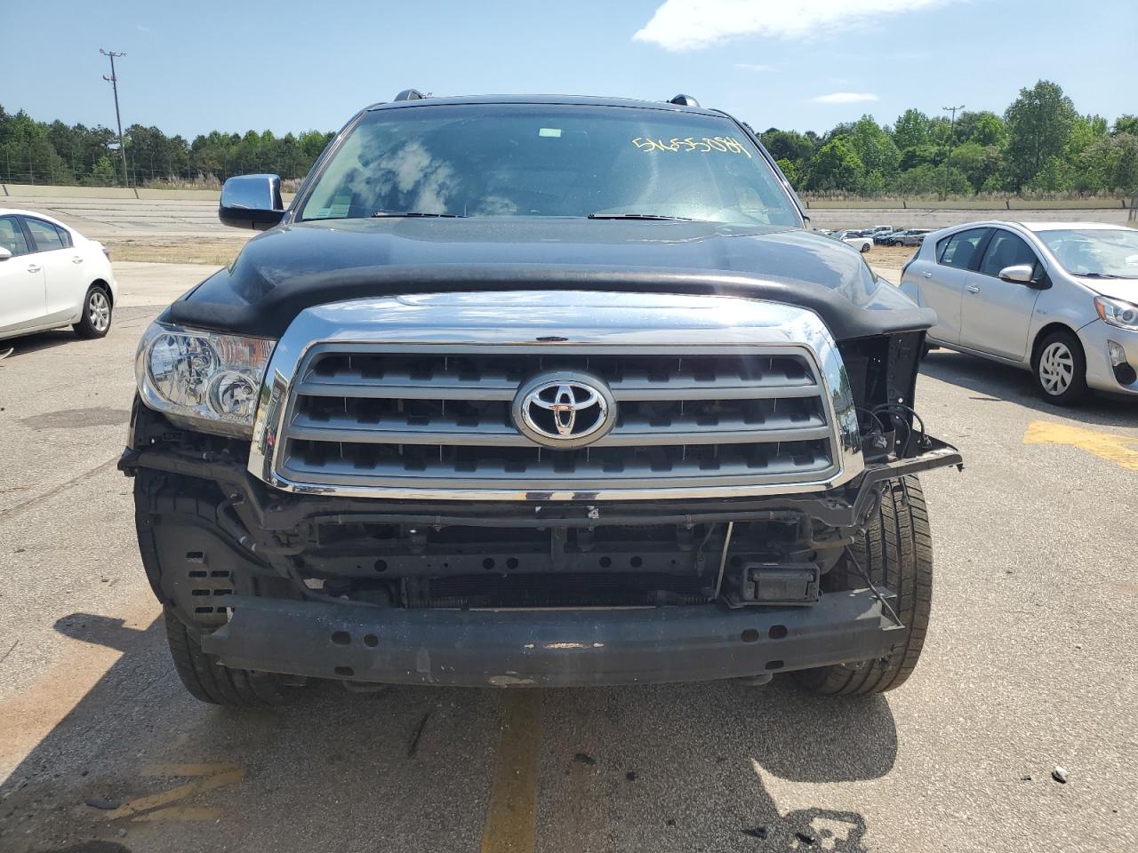 Photo 4 VIN: 5TDDY5G10AS033665 - TOYOTA SEQUOIA 