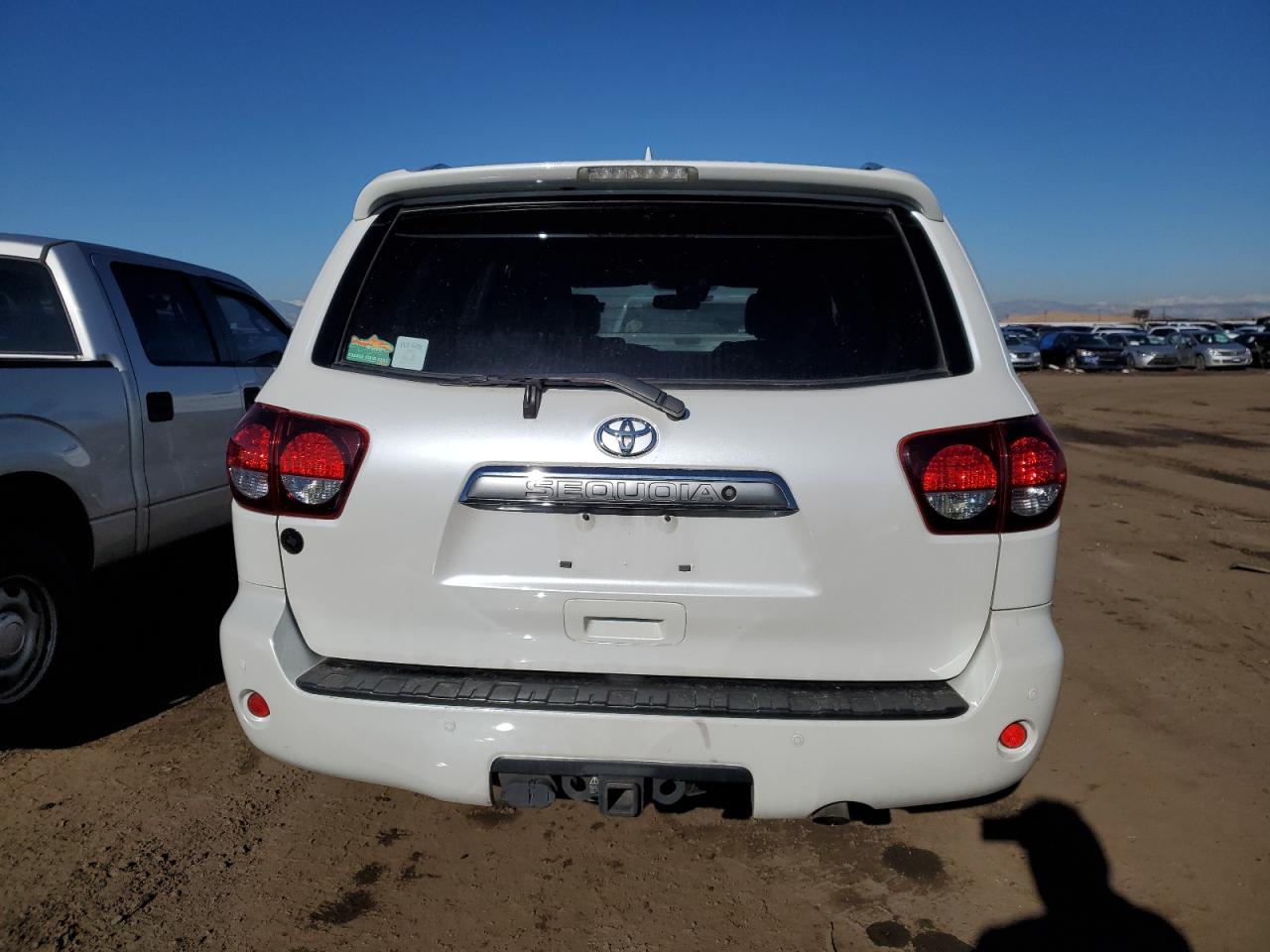 Photo 5 VIN: 5TDDY5G11JS158125 - TOYOTA SEQUOIA 