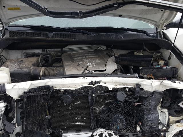 Photo 6 VIN: 5TDDY5G13AS024751 - TOYOTA SEQUOIA PL 