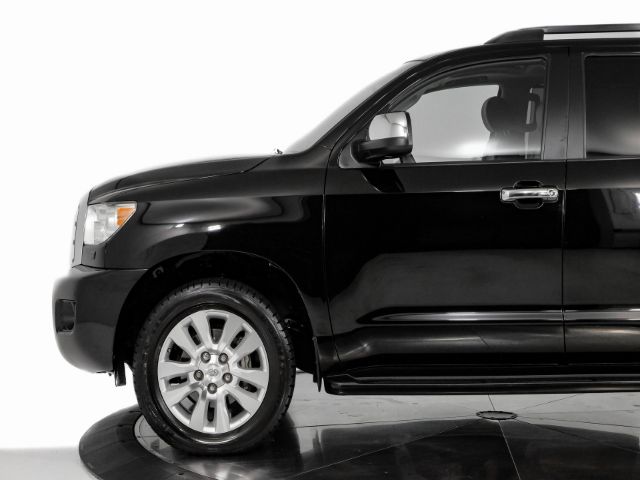 Photo 9 VIN: 5TDDY5G13GS128066 - TOYOTA SEQUOIA 