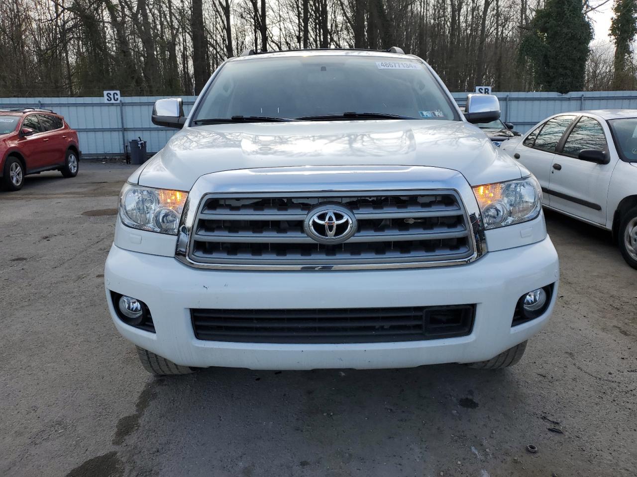 Photo 4 VIN: 5TDDY5G19ES105839 - TOYOTA SEQUOIA 