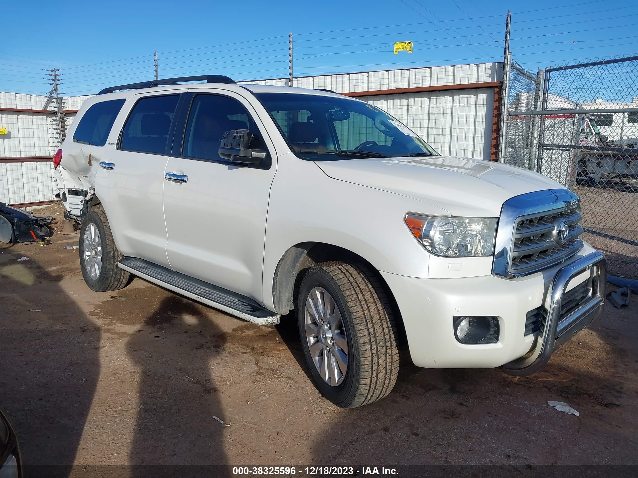 Photo 0 VIN: 5TDDY5G19GS135846 - TOYOTA SEQUOIA 