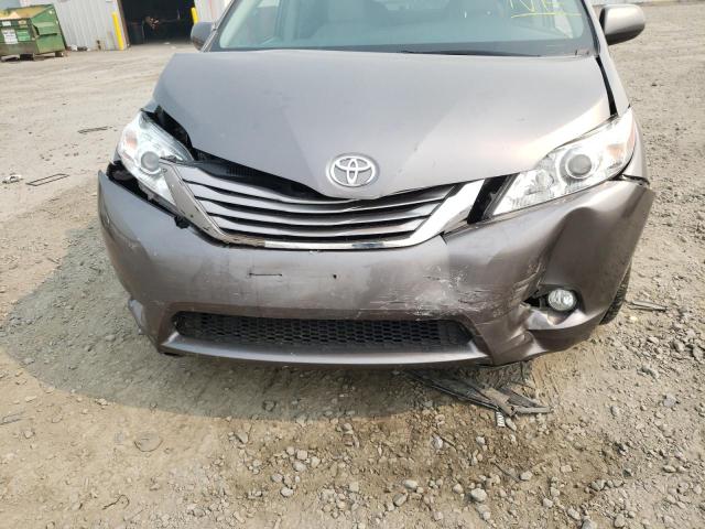 Photo 8 VIN: 5TDDZ3DC0HS179226 - TOYOTA SIENNA XLE 