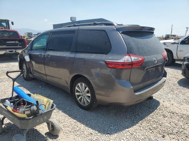 Photo 1 VIN: 5TDDZ3DC0HS184734 - TOYOTA SIENNA XLE 