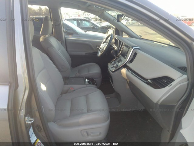 Photo 4 VIN: 5TDDZ3DC0KS214872 - TOYOTA SIENNA 