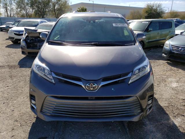 Photo 4 VIN: 5TDDZ3DC0KS215018 - TOYOTA SIENNA XLE 