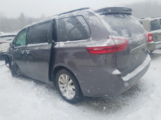 Photo 2 VIN: 5TDDZ3DC1HS156702 - TOYOTA SIENNA XLE 