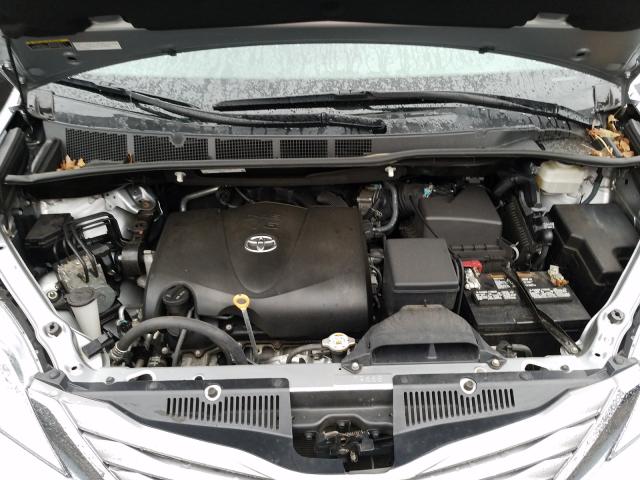 Photo 6 VIN: 5TDDZ3DC1HS159552 - TOYOTA SIENNA XLE 