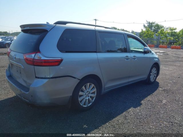 Photo 3 VIN: 5TDDZ3DC1HS161785 - TOYOTA SIENNA 