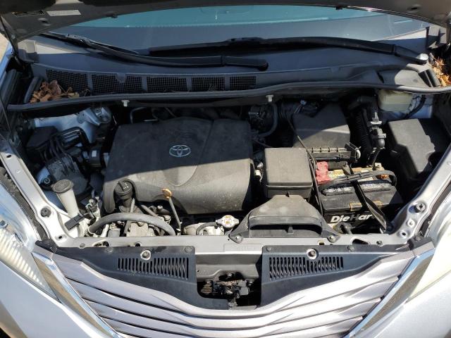 Photo 11 VIN: 5TDDZ3DC1HS165433 - TOYOTA SIENNA XLE 