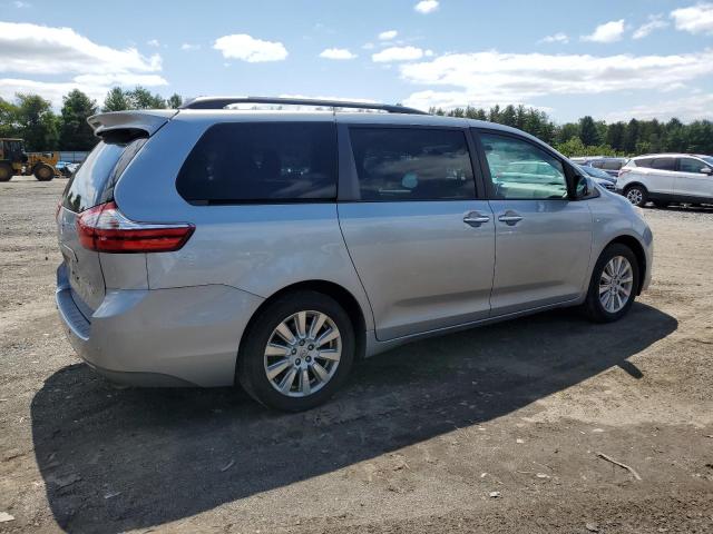 Photo 2 VIN: 5TDDZ3DC1HS165433 - TOYOTA SIENNA XLE 