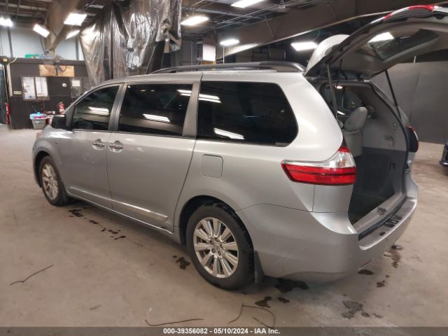 Photo 2 VIN: 5TDDZ3DC1HS166081 - TOYOTA SIENNA 