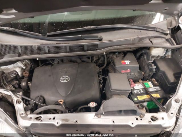 Photo 9 VIN: 5TDDZ3DC1HS166081 - TOYOTA SIENNA 