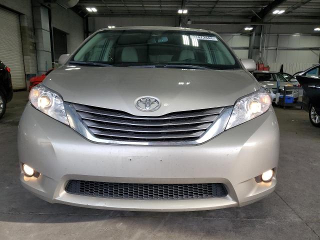 Photo 4 VIN: 5TDDZ3DC1HS176562 - TOYOTA SIENNA XLE 