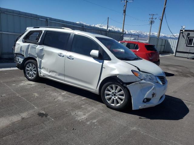 Photo 3 VIN: 5TDDZ3DC1HS177680 - TOYOTA SIENNA XLE 