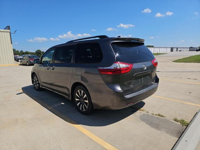 Photo 2 VIN: 5TDDZ3DC1JS197045 - TOYOTA SIENNA XLE 