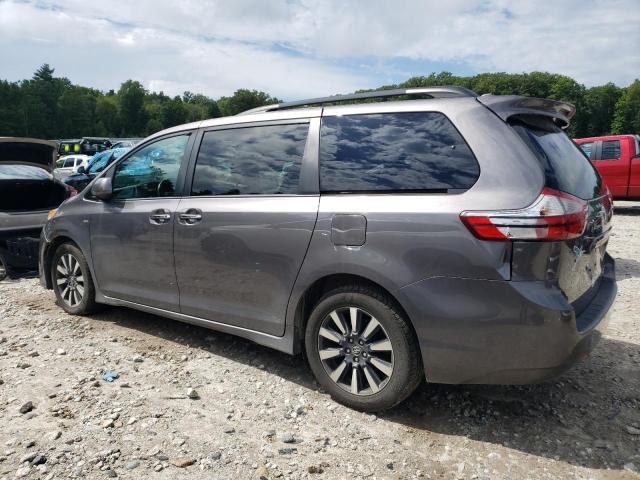 Photo 1 VIN: 5TDDZ3DC1JS202423 - TOYOTA SIENNA XLE 