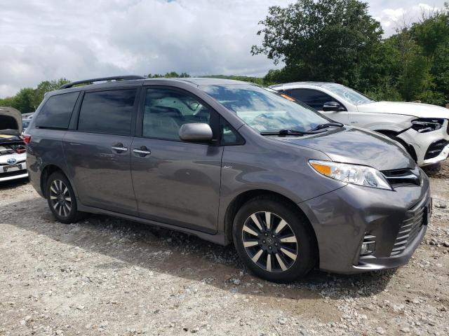 Photo 3 VIN: 5TDDZ3DC1JS202423 - TOYOTA SIENNA XLE 