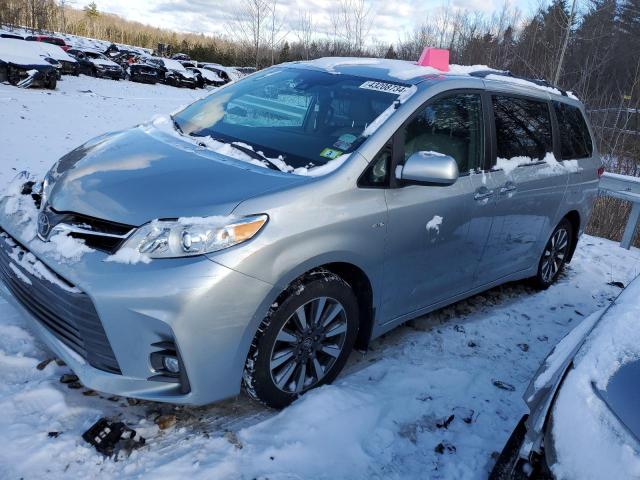 Photo 0 VIN: 5TDDZ3DC1KS221507 - TOYOTA SIENNA XLE 